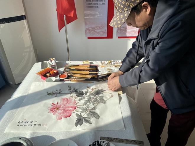 翰墨飄香興瑭車(chē)市，書(shū)畫(huà)藝術(shù)賦能企業(yè)文化——唐山書(shū)畫(huà)家走進(jìn)興瑭開(kāi)展文化交流活動(dòng)側(cè)記